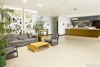 Microtel By Wyndham Acropolis