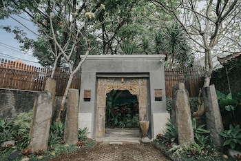Alam Bidadari Seminyak Villas