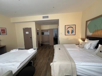 Garner Hotel Berlin - Charlottenburg by IHG fotoğrafı