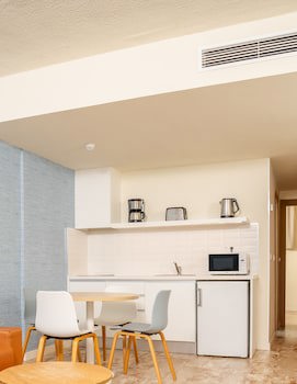 Hovima La Pinta Beachfront Family Hotel