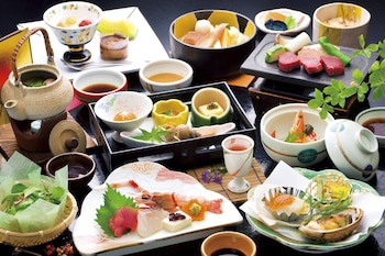 Wakakusa No Yado Maruei Ryokan