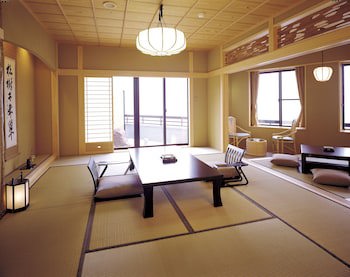 Wakakusa No Yado Maruei Ryokan