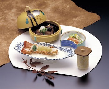 Wakakusa No Yado Maruei Ryokan
