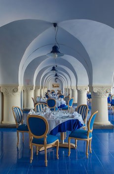 Regency Hotel And Spa