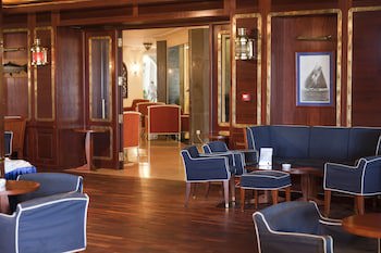Regency Hotel And Spa