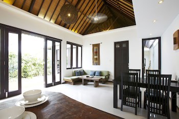 Artemis Villa And Hotel