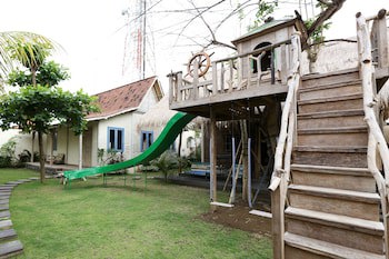 Artemis Villa And Hotel