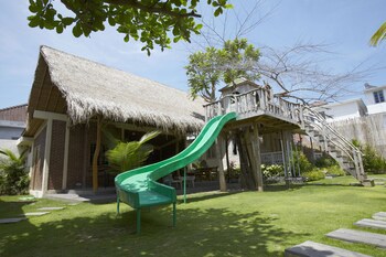 Artemis Villa And Hotel