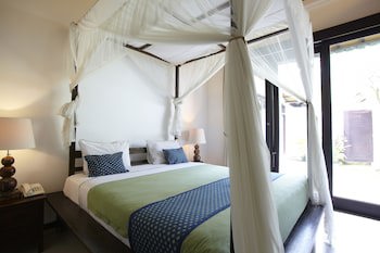 Artemis Villa And Hotel