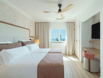 Dreams Madeira Resort Spa & Marina
