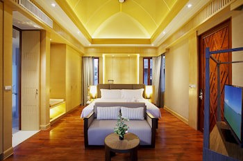 Graceland Khao Lak Hotel And Resort - Adults Only