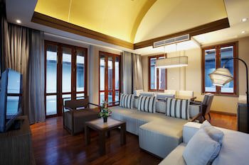 Graceland Khao Lak Hotel And Resort - Adults Only