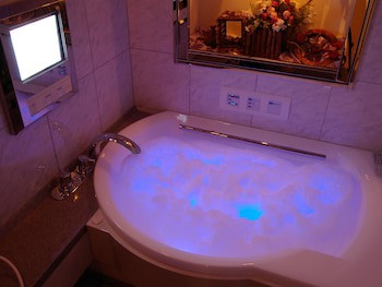 Hotel Olive Sakai - Adults Only