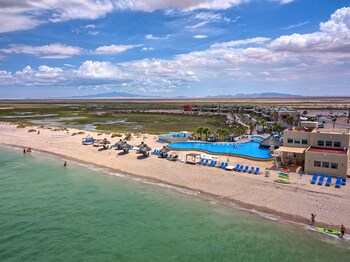 Laguna Shores Resort
