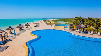 Laguna Shores Resort