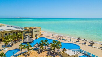 Laguna Shores Resort