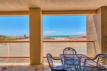 Laguna Shores Resort