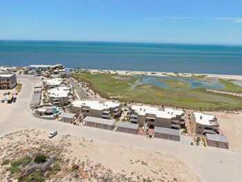 Laguna Shores Resort