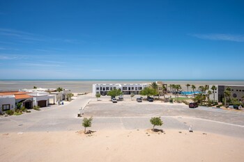 Laguna Shores Resort