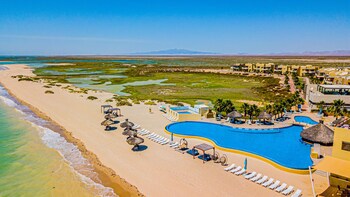 Laguna Shores Resort
