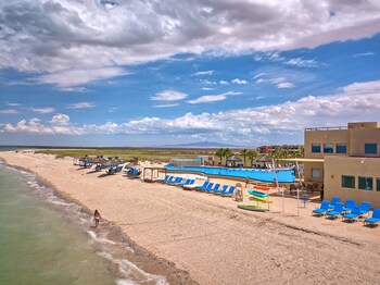Laguna Shores Resort