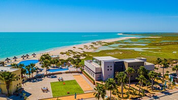 Laguna Shores Resort