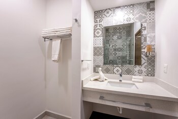Laguna Shores Resort