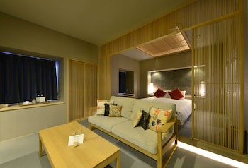 Roppongi Hotel S
