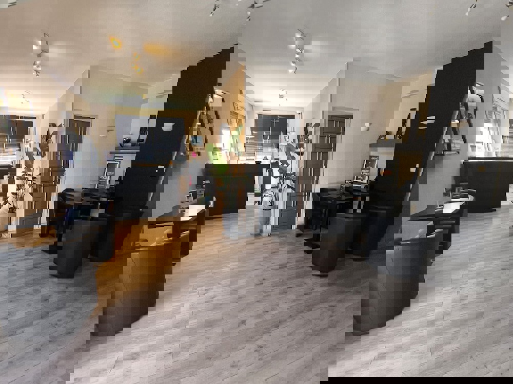 Adonis Lyon Est Hotel Artys