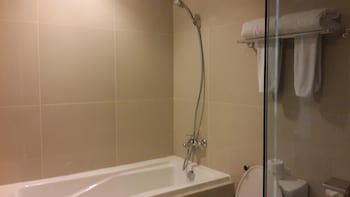 Atria Residences Gading Serpong