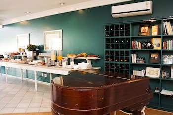 Vitoria Hotel Residence Newport
