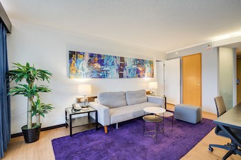 Guam Plaza Resort