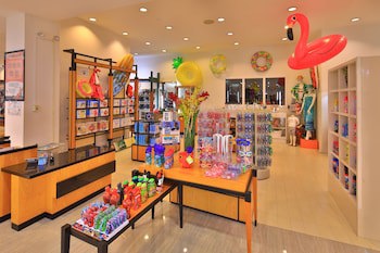 Guam Plaza Resort