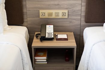 Guam Plaza Resort
