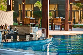 Renaissance Cairo Mirage City Hotel