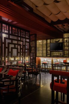 Renaissance Cairo Mirage City Hotel