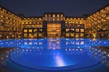 Renaissance Cairo Mirage City Hotel