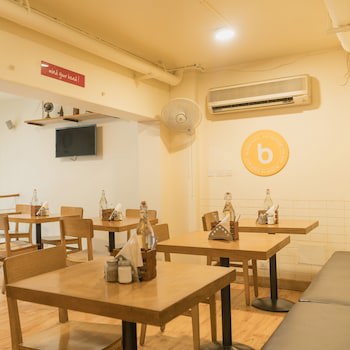 Bloomrooms @ New Delhi Railway Station
