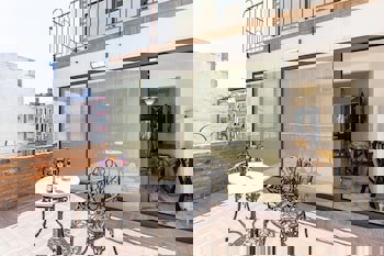 Villa Pera Suite Hotel