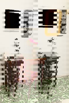 Villa Pera Suite Hotel