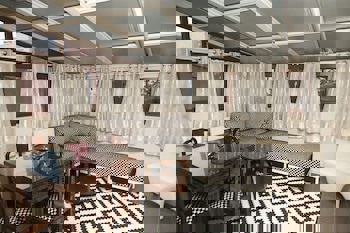 Villa Pera Suite Hotel