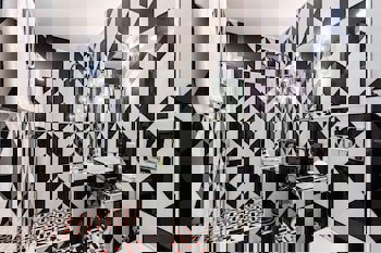 Villa Pera Suite Hotel