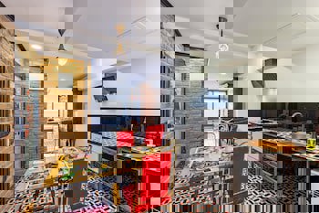 Villa Pera Suite Hotel