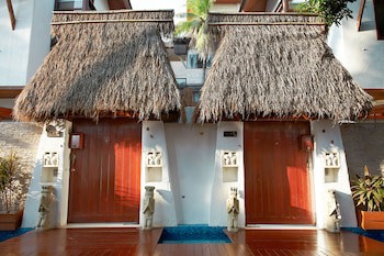 Dhevan Dara Beach Villa