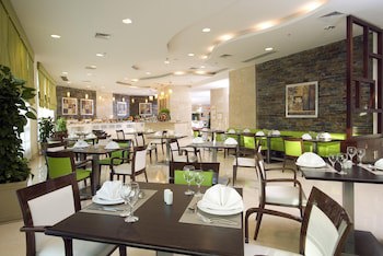 Swiss Inn Teda Hotel & Aquapark