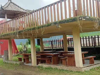 Astradana Hotel & Restaurant