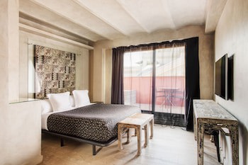 Arai Aparthotel