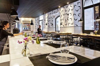 Arai Aparthotel
