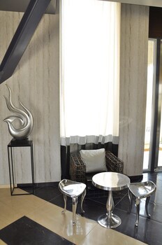Gallery Art Hotel