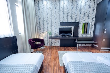 Gallery Art Hotel